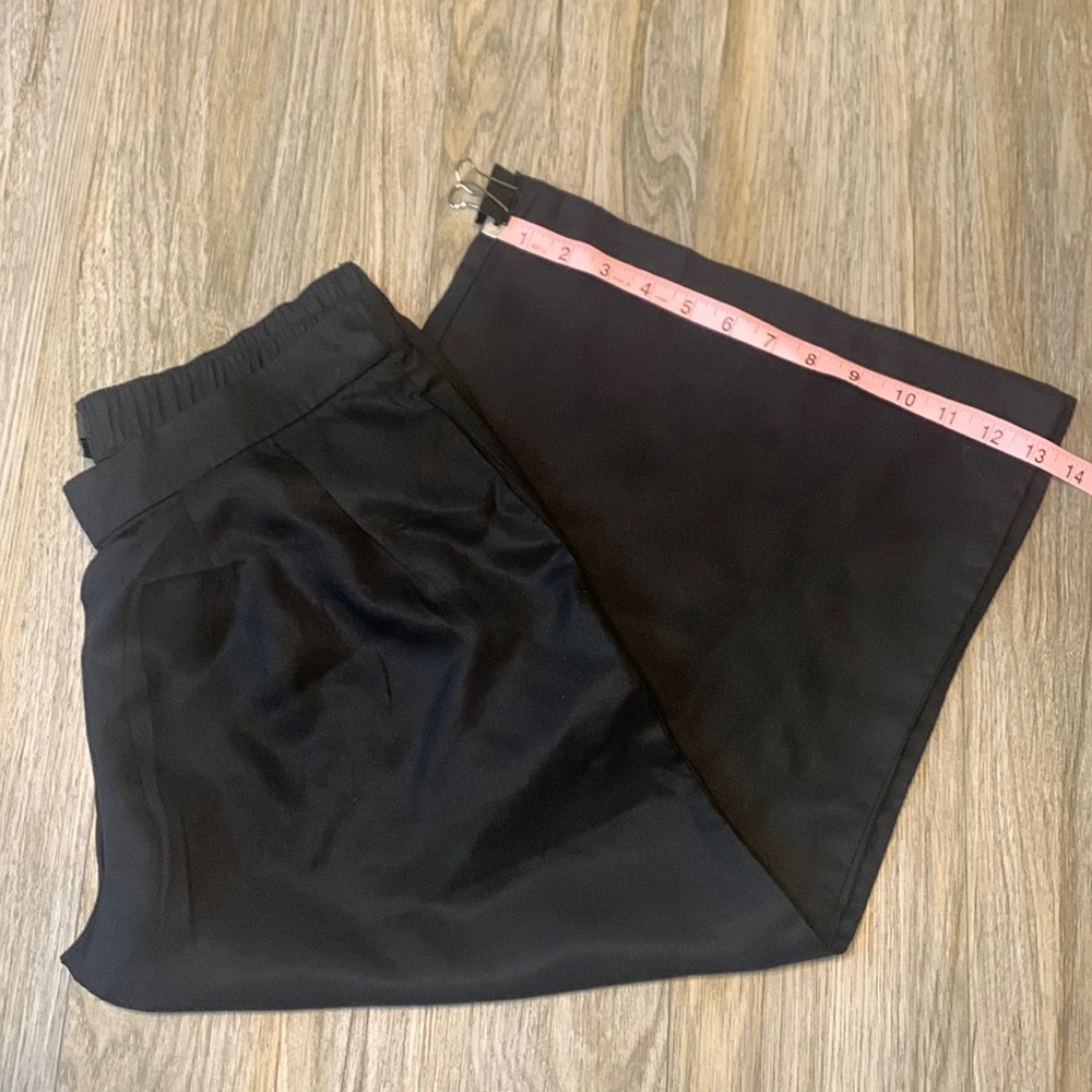 LOFT Elastic Crop Pants - Size M Petite